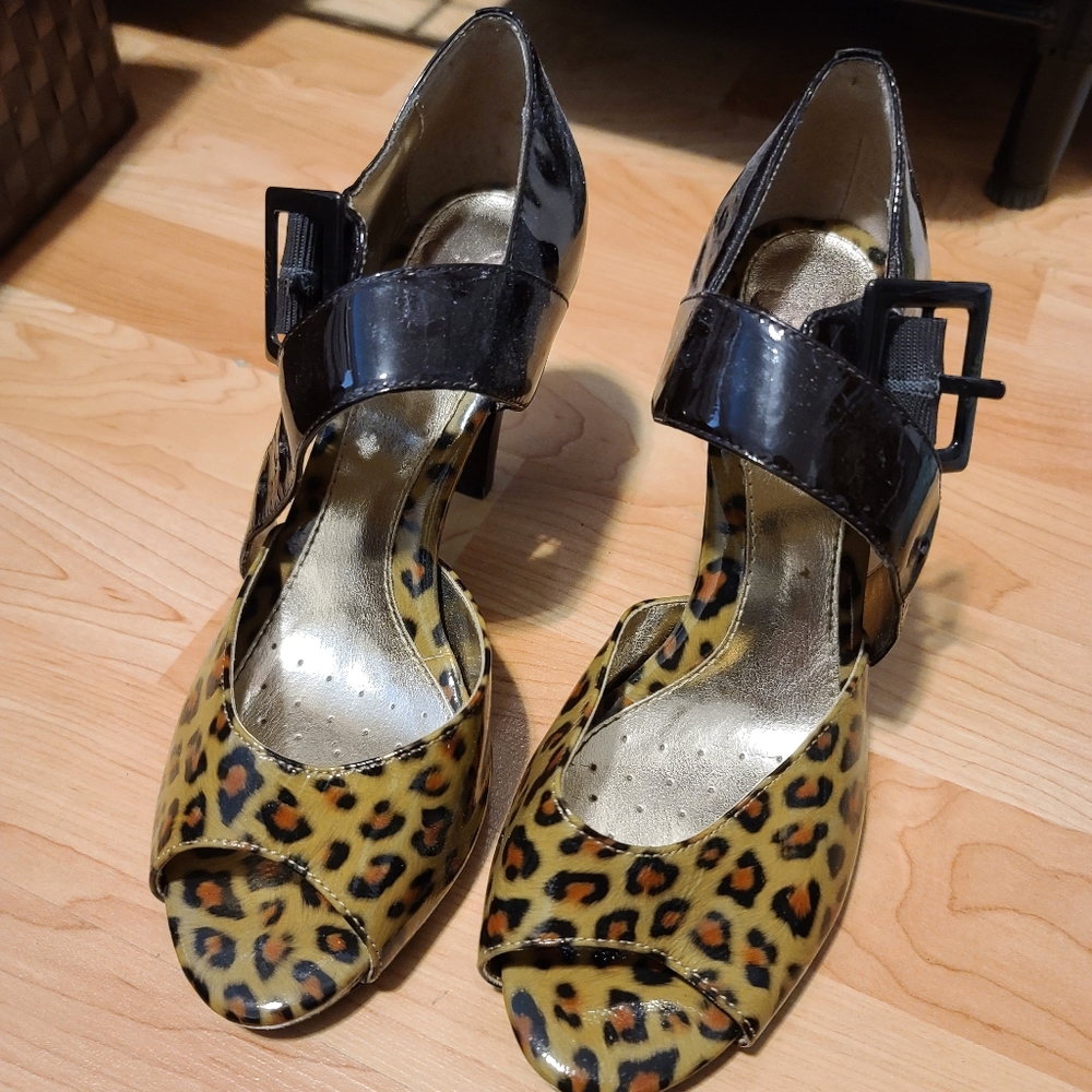 Women's heels